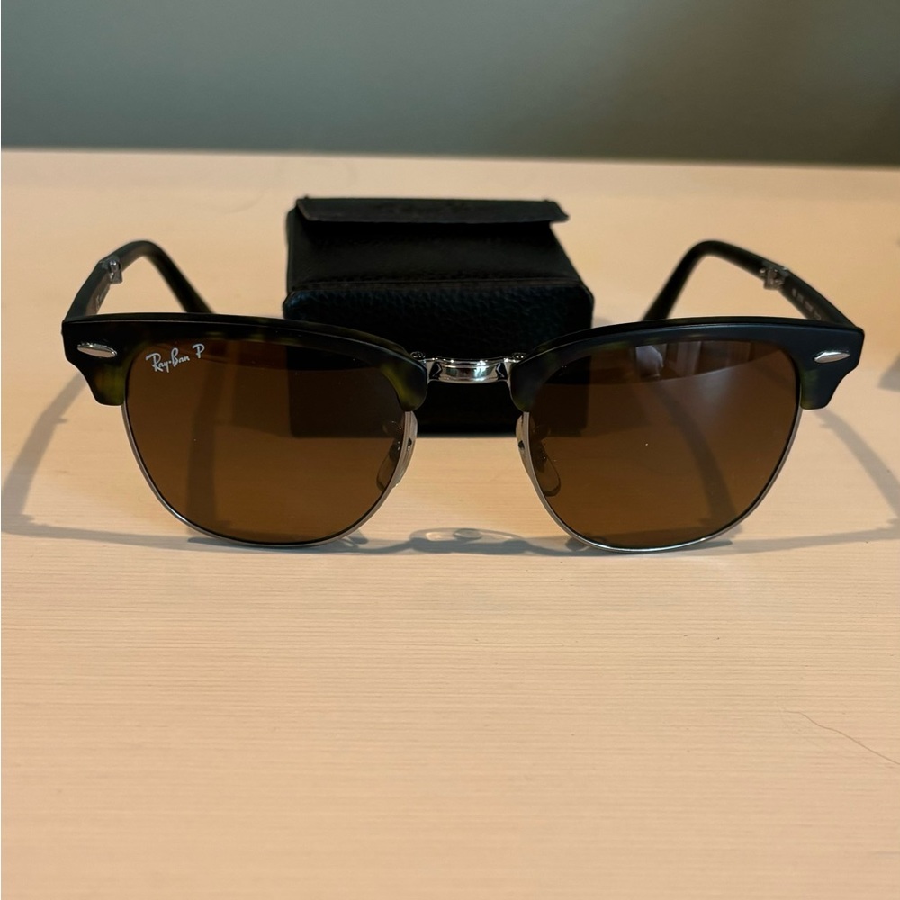 Ray-ban Clubmaster folding